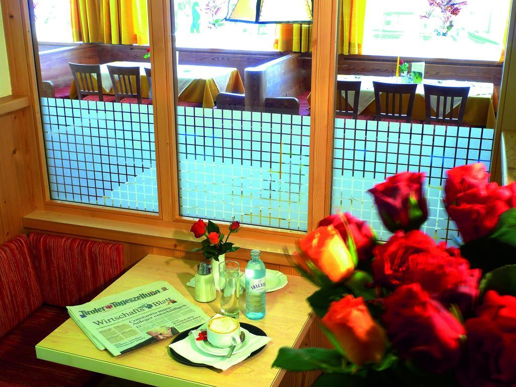 Gasthof Goldener Fisch Lienz Εξωτερικό φωτογραφία