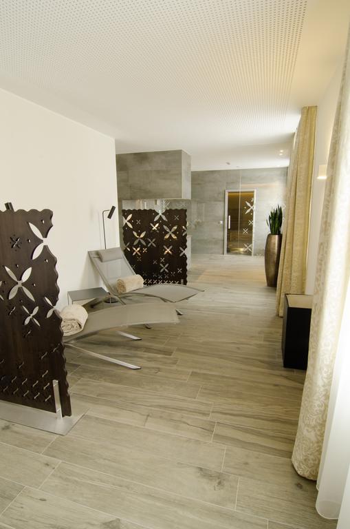 Gasthof Goldener Fisch Lienz Εξωτερικό φωτογραφία